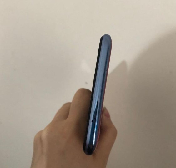 畅享9plus 4加64 9成新，诚信转让