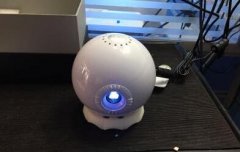 重庆投影机二手投影仪手机wifi投影仪转让全息投影互动投